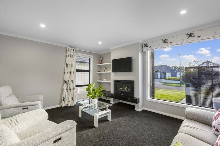 Photo of property in 54 Roy Hilton Drive, Flagstaff, Hamilton, 3210