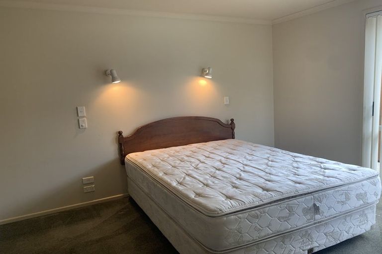 Photo of property in 12 Beachmere Place, Papamoa Beach, Papamoa, 3118