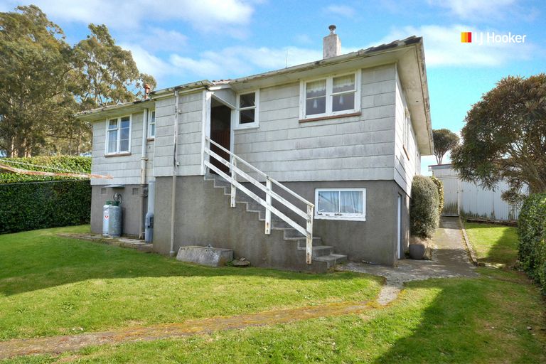 Photo of property in 43 Ashmore Street, Halfway Bush, Dunedin, 9010