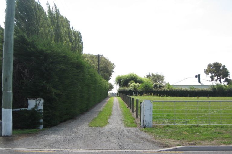 Photo of property in 258 Cashmere Road, Westmorland, Christchurch, 8025