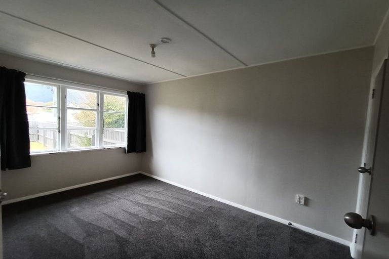 Photo of property in 253 Naenae Road, Naenae, Lower Hutt, 5011