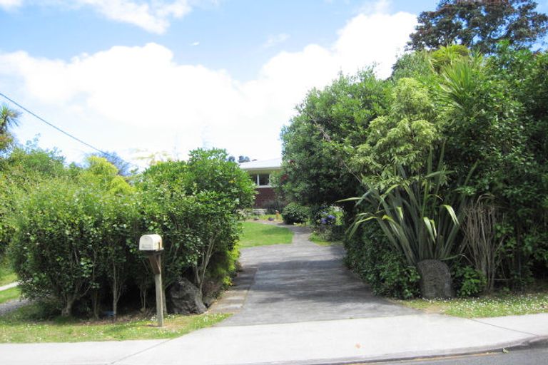 Photo of property in 217 Motutara Road, Muriwai, Waimauku, 0881