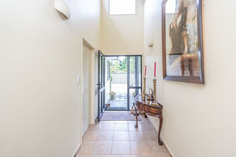 Photo of property in 26 Tower Crescent, Durie Hill, Whanganui, 4500