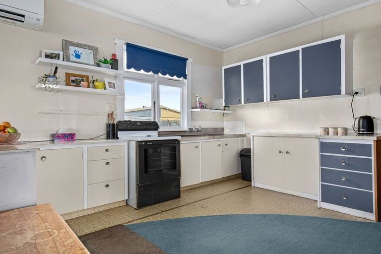 Photo of property in 3 Plunket Street, Omakau, 9376