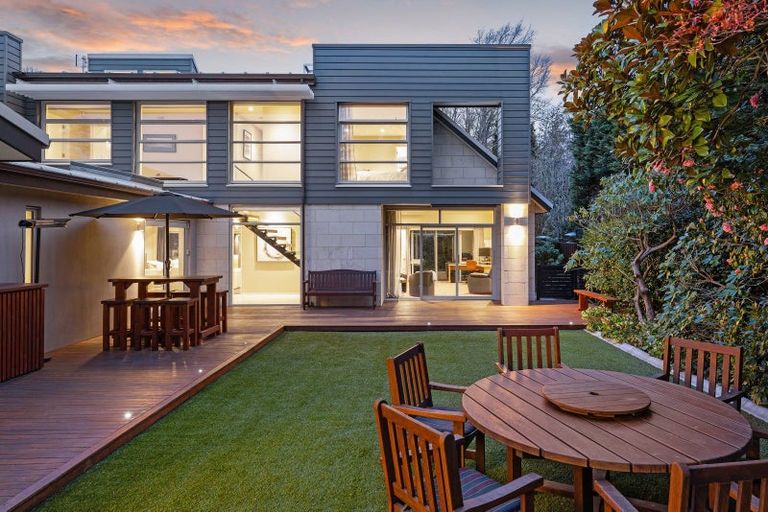 Photo of property in 32b Glandovey Road, Fendalton, Christchurch, 8052