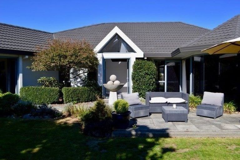 Photo of property in 116 School Road, Te Horo, Otaki, 5582