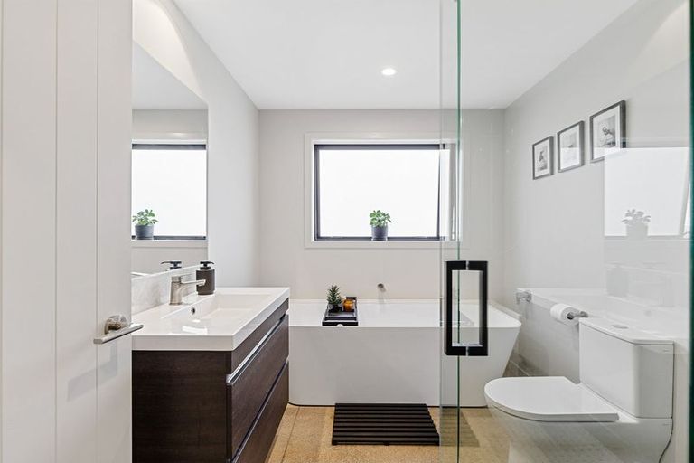 Photo of property in 724c Island Block Road, Island Block, Te Kauwhata, 3782