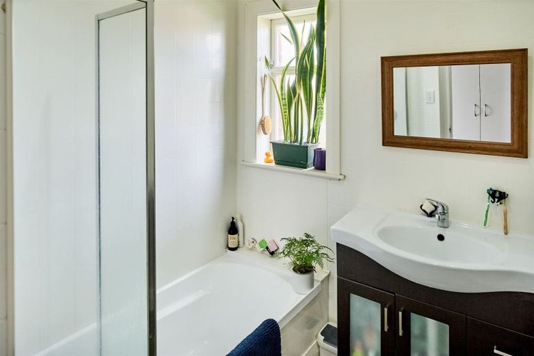 Photo of property in 26 Buckley Street, Alicetown, Lower Hutt, 5010