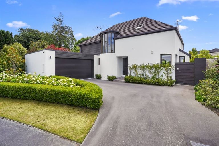Photo of property in 29a Chepstow Avenue, Fendalton, Christchurch, 8052