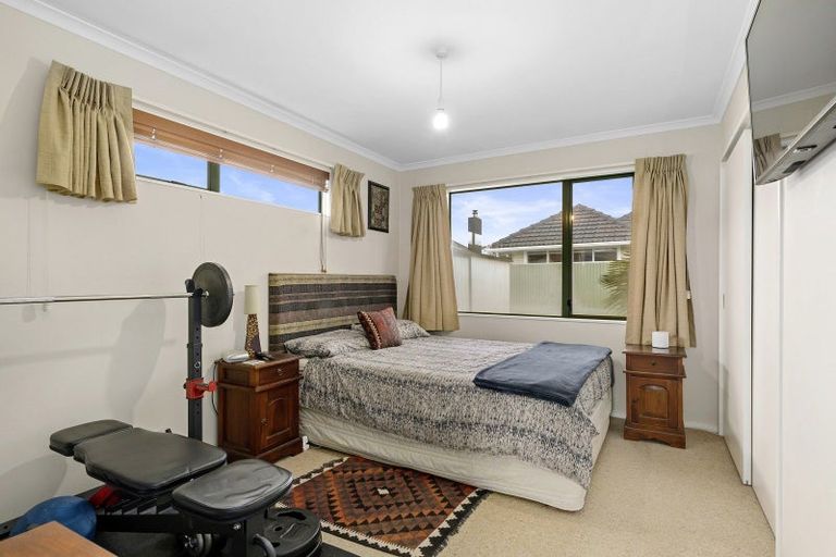 Photo of property in 5a Massey Street, Elderslea, Upper Hutt, 5018