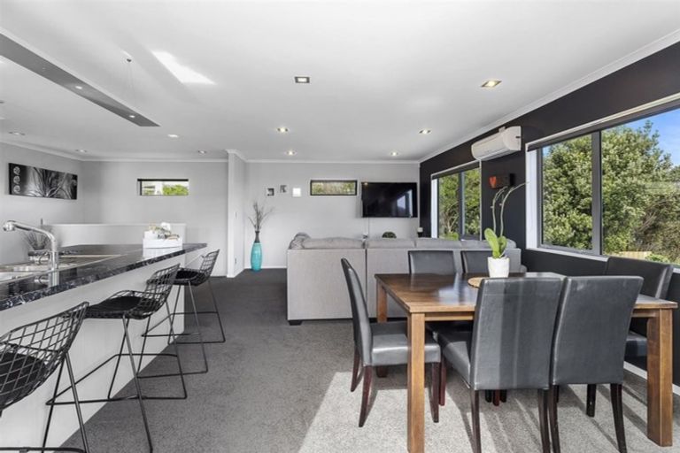 Photo of property in 143a Dimock Street, Titahi Bay, Porirua, 5022