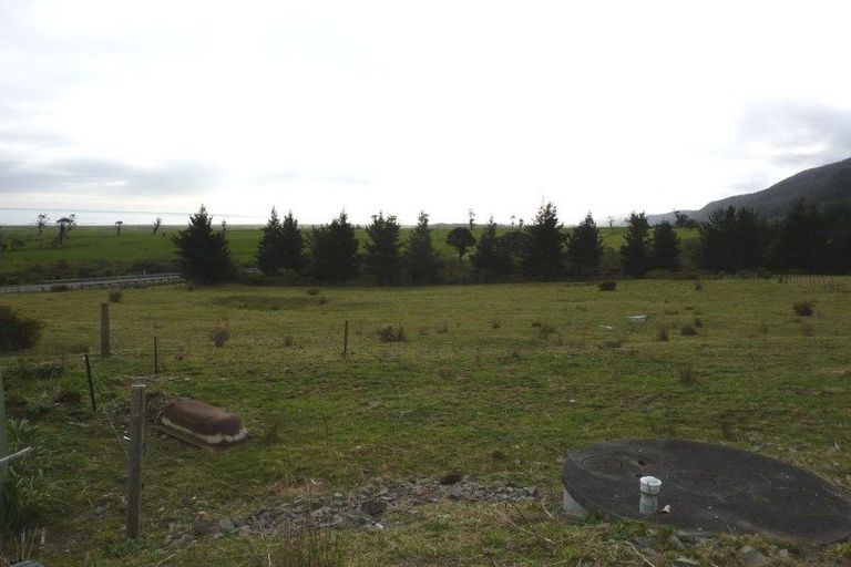 Photo of property in 2630 Coast Road, Barrytown, Runanga, 7873
