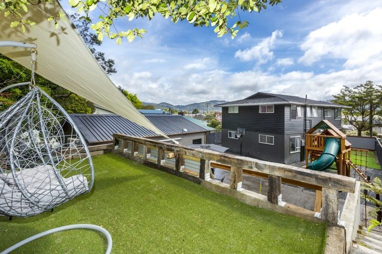 Photo of property in 12c Lane Street, Wallaceville, Upper Hutt, 5018