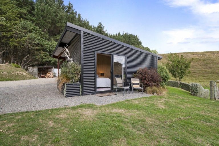 Photo of property in 338 Valley Road, Colyton, Feilding, 4775