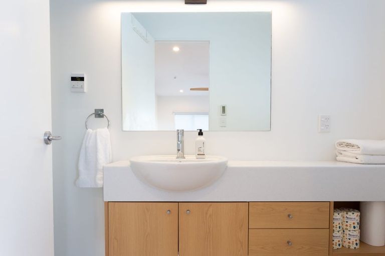 Photo of property in 394 The Esplanade, Island Bay, Wellington, 6023