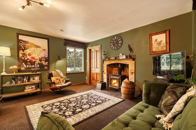 Photo of property in 2195 Old West Coast Road, Kirwee, Christchurch, 7671