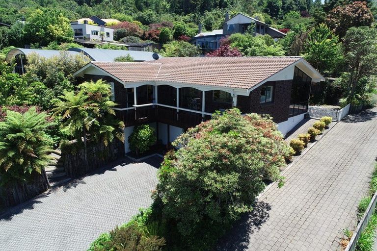 Photo of property in 48 Wakeman Road, Acacia Bay, Taupo, 3330