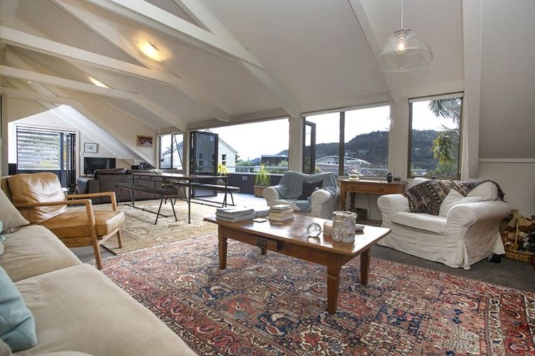 Photo of property in 614 Harbour View Road, Whangamata, 3620