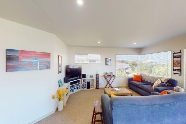 Photo of property in 51 Kent Avenue, Waitarere Beach, Levin, 5510