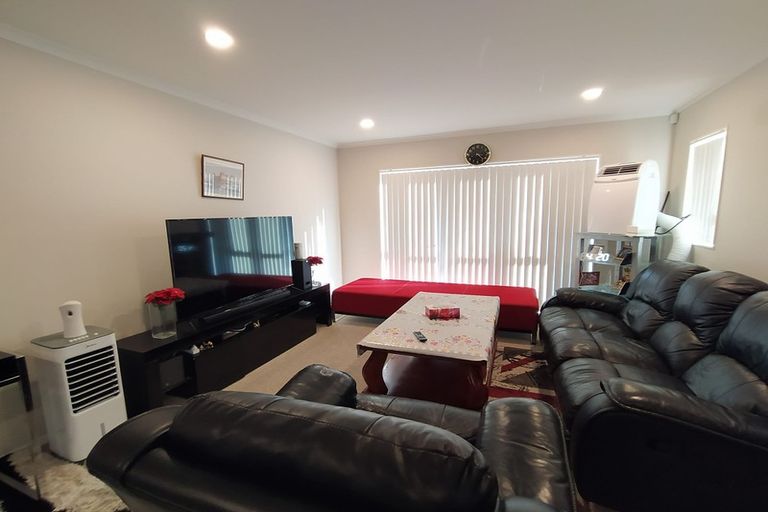 Photo of property in 53 Tribute Loop, Takanini, 2112