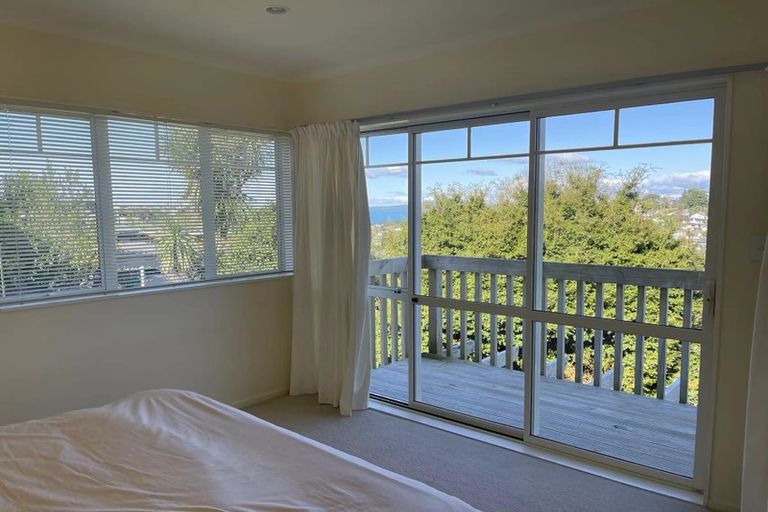 Photo of property in 49a Wyoming Avenue, Murrays Bay, Auckland, 0630