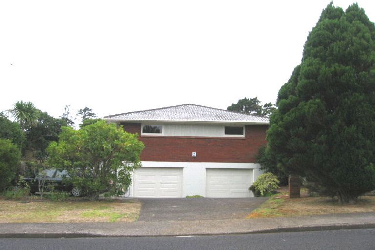 Photo of property in 24 Marywil Crescent, Hillcrest, Auckland, 0627