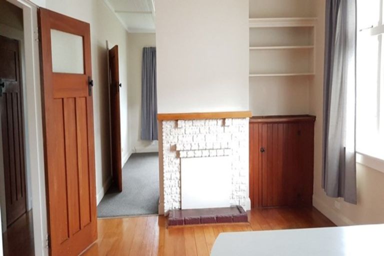 Photo of property in 22 Ngaio Street, Strandon, New Plymouth, 4312