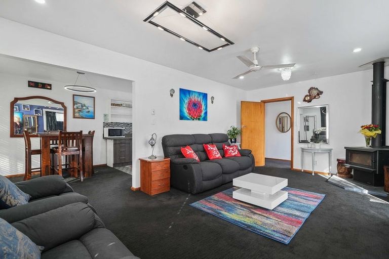 Photo of property in 41 Kathleen Crescent, Hornby, Christchurch, 8042