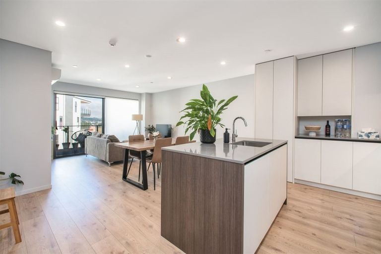 Photo of property in 413/3 Kaipiho Lane, Albany, Auckland, 0632