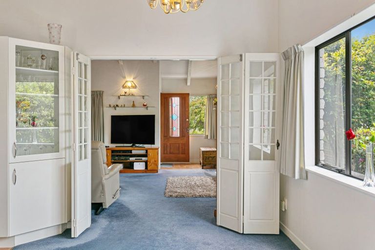 Photo of property in 1/12 Golders Place, Richmond Heights, Taupo, 3330