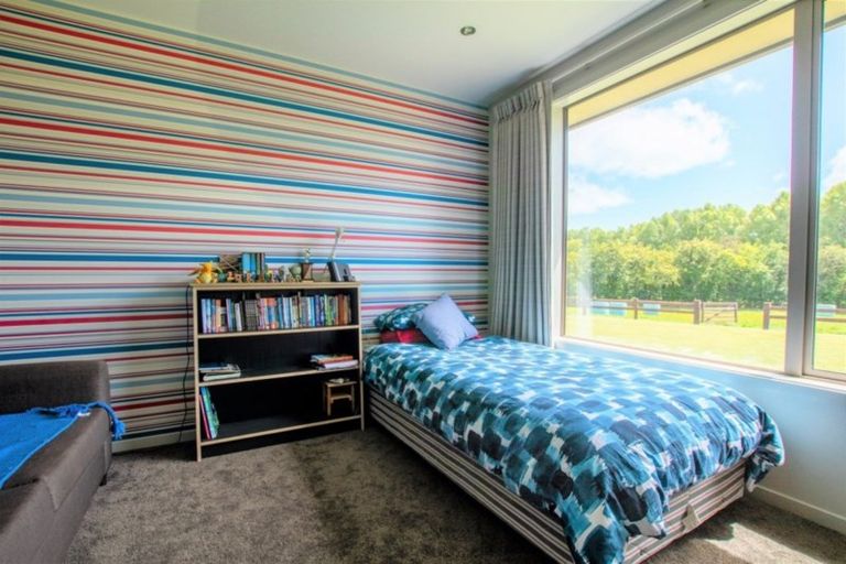 Photo of property in 39 Egerton Road, Winton, 9781