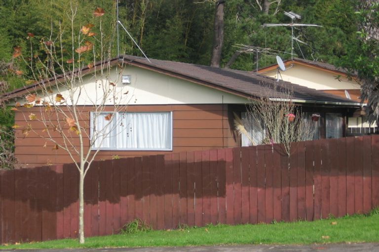 Photo of property in 339a Triangle Road, Massey, Auckland, 0614