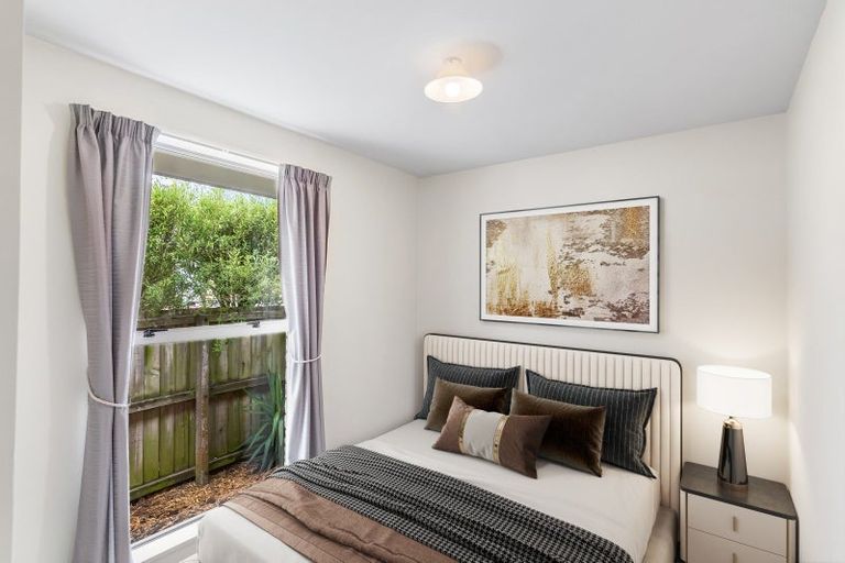 Photo of property in 2/17 Blakehall Place, Spreydon, Christchurch, 8024