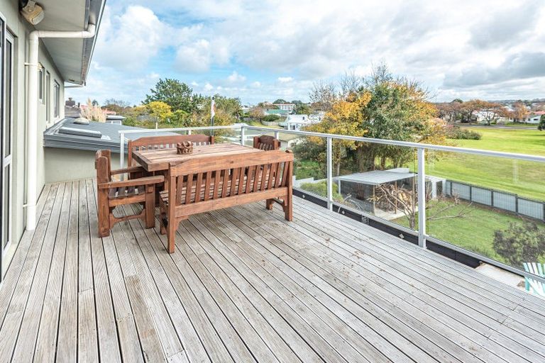 Photo of property in 37 Mason Terrace, Gonville, Whanganui, 4501