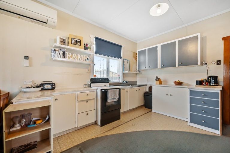 Photo of property in 3 Plunket Street, Omakau, 9376