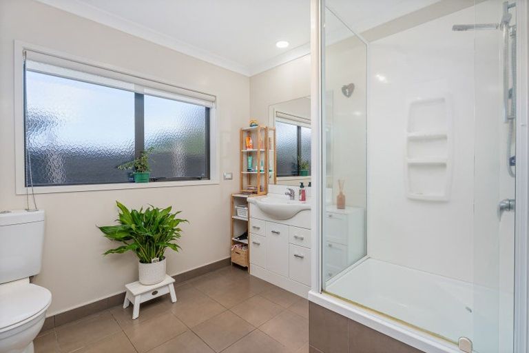 Photo of property in 22 Captain Wood Avenue, Whitianga, 3510