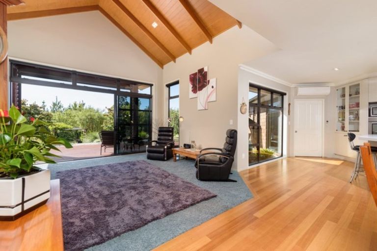 Photo of property in 17b Freeburn Road, Pyes Pa, Tauranga, 3112