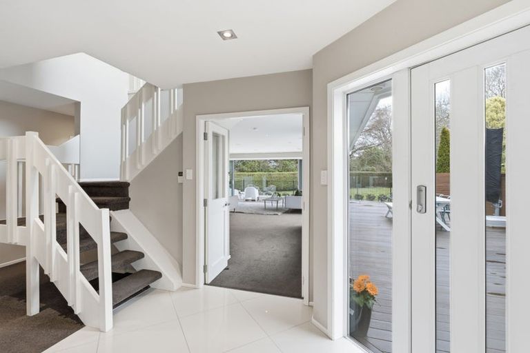 Photo of property in 481 Avonhead Road, Avonhead, Christchurch, 8042