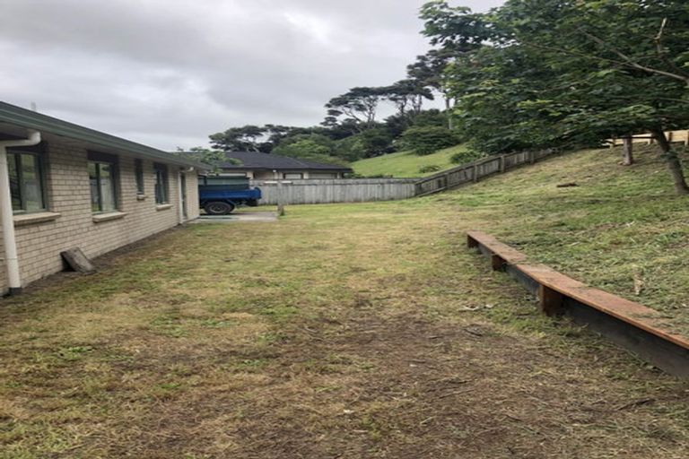 Photo of property in 16 Sams Way, Raumati South, Paraparaumu, 5032