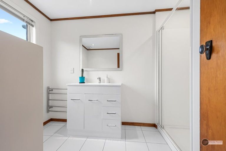 Photo of property in 92b Dowse Drive, Maungaraki, Lower Hutt, 5010