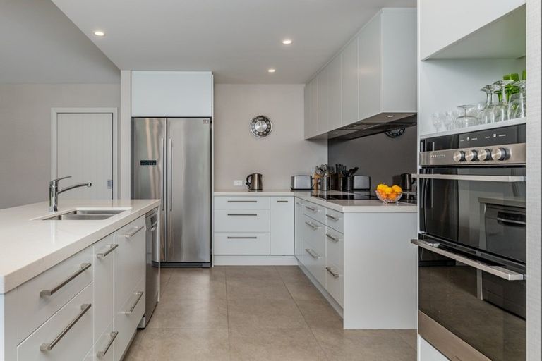 Photo of property in 1 Hoults Way, Kerikeri, 0230