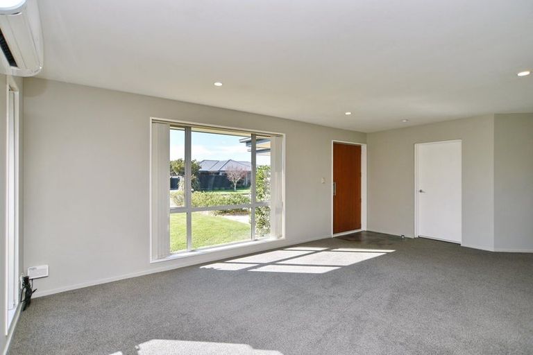 Photo of property in 9 Maple Place, Rangiora, 7400