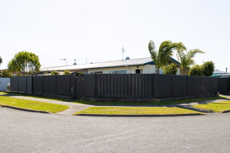 Photo of property in 11 Ashcroft Street, Pirimai, Napier, 4112