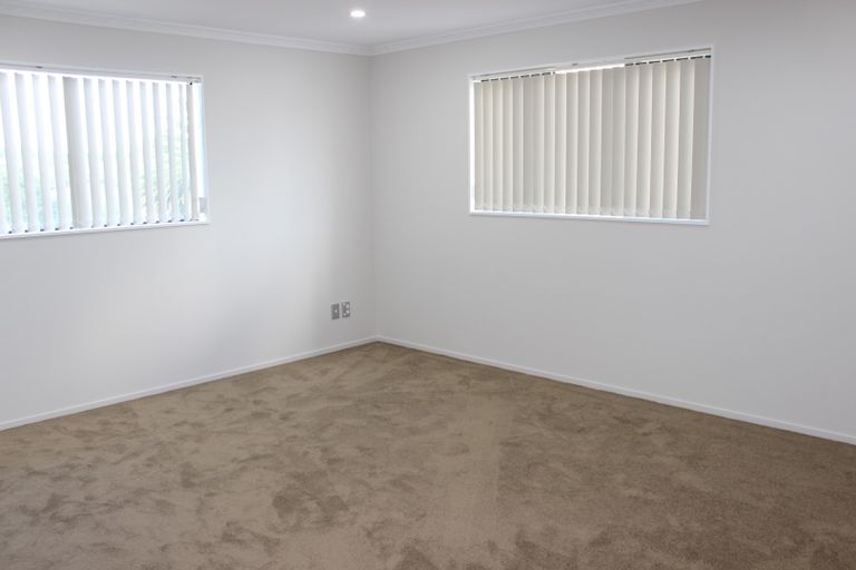 Photo of property in 12 Sturdee Road, Manurewa, Auckland, 2102