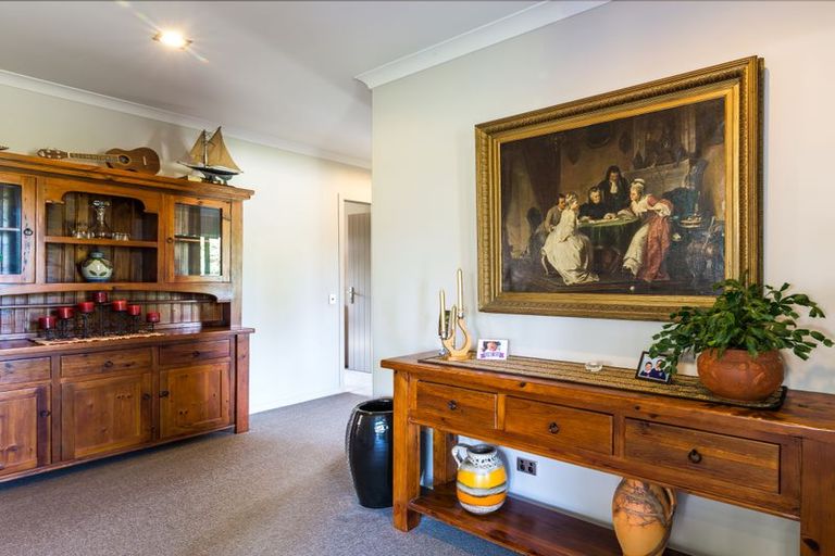 Photo of property in 2 Flaxen Way, Kinloch, Taupo, 3377