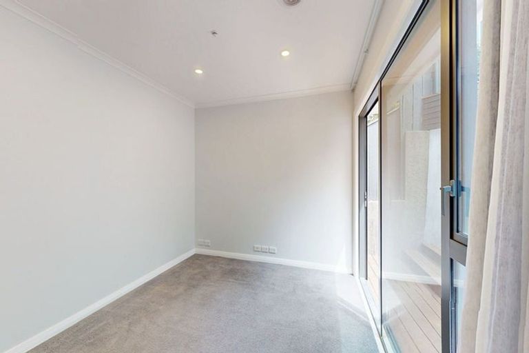 Photo of property in 87 Farnham Street, Mornington, Wellington, 6021