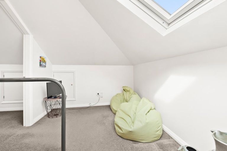 Photo of property in 5 Thornycroft Avenue, Epuni, Lower Hutt, 5011