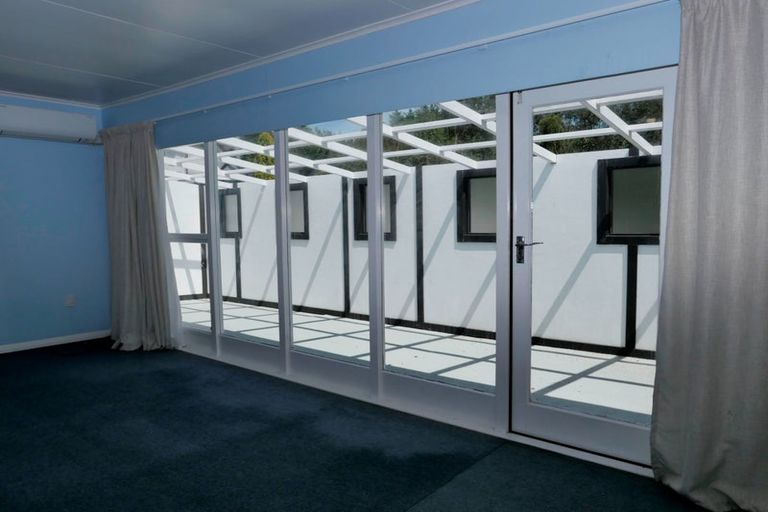 Photo of property in 130a Main Road North, Woodend, 7610