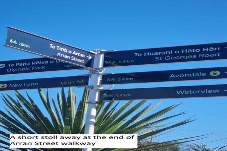 Photo of property in 10 Stedman Place, Avondale, Auckland, 0600