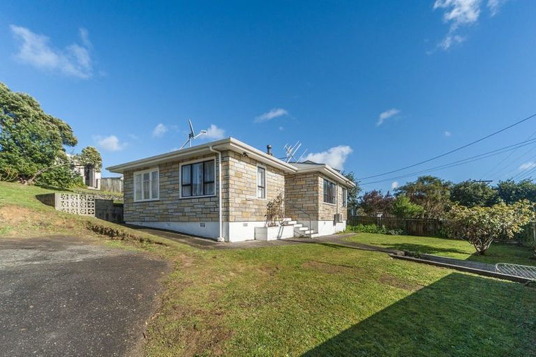Photo of property in 191 Bedford Street, Cannons Creek, Porirua, 5024
